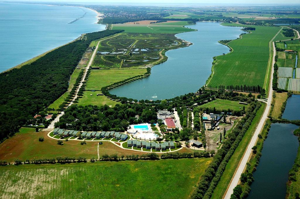 Club Village & Hotel Spiaggia Romea Lido di Volano Exterior foto