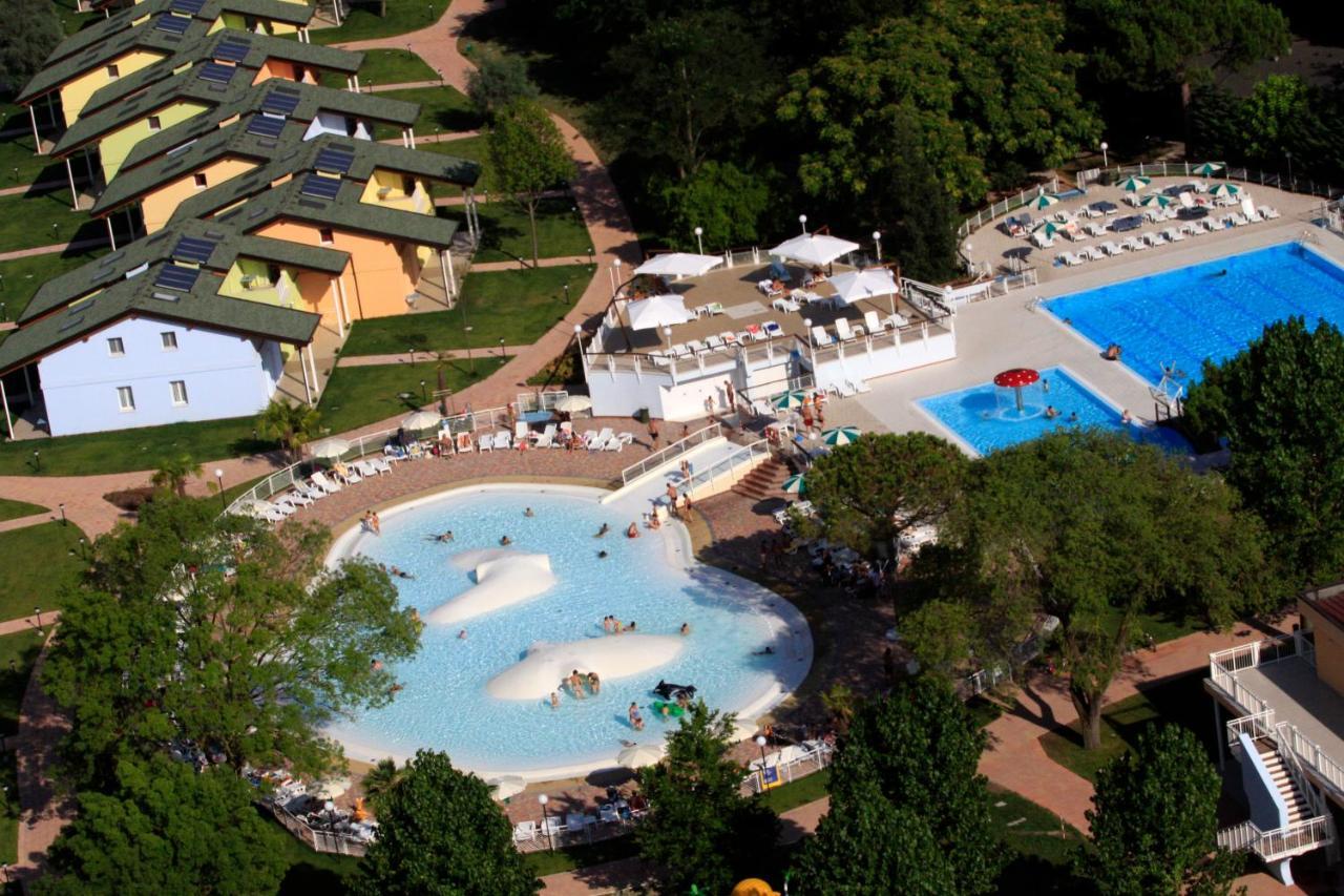 Club Village & Hotel Spiaggia Romea Lido di Volano Exterior foto